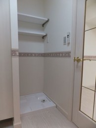 女性が住みやすい賃貸マンションに改装 女性が住みやすい賃貸マンションに改装